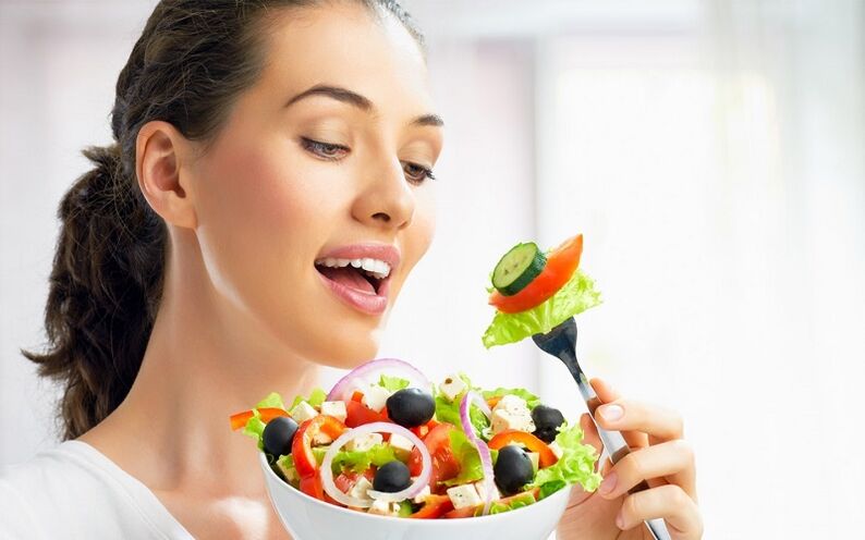 el uso de ensalada de verduras para bajar de peso por semana en 7 kg